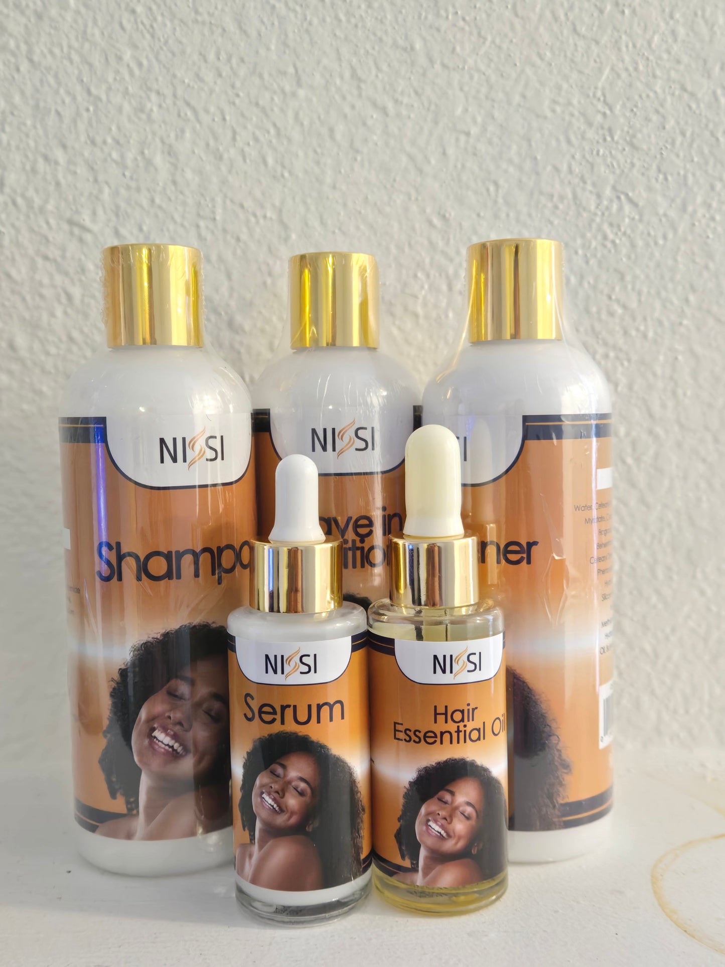 set for Nissi haircare